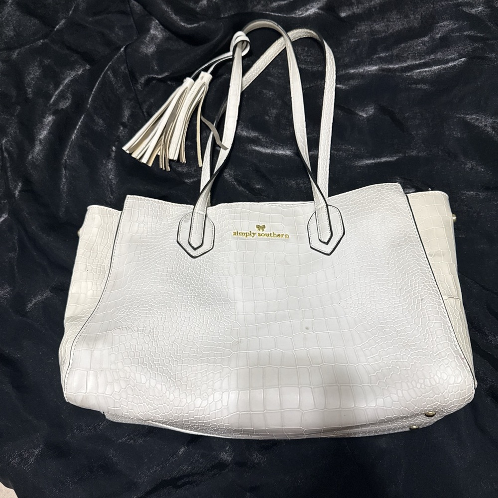 Simply Southern White Tote Elegant Design